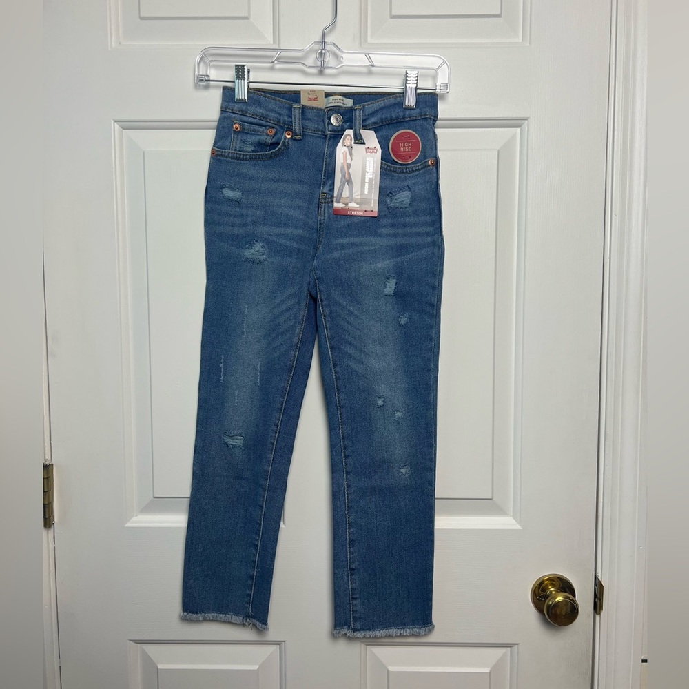 NWT Levi’s High Rise Straight Jeans Size 8